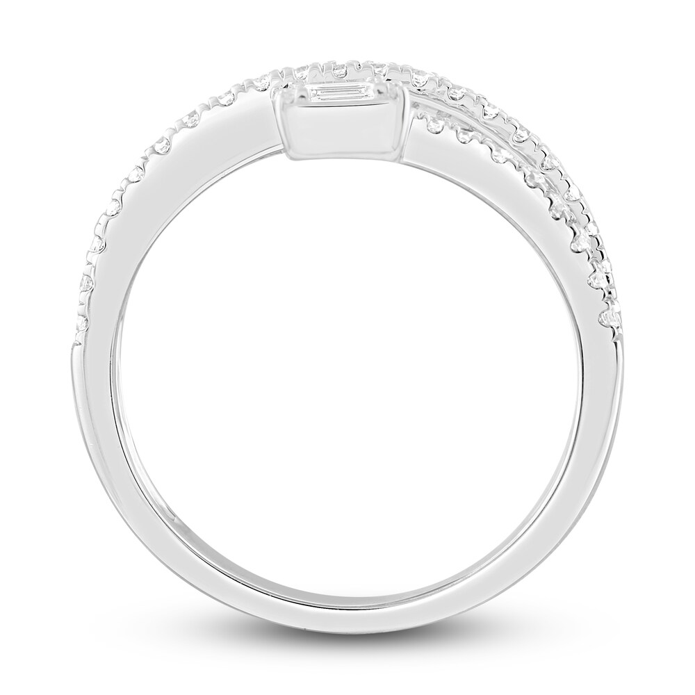 Diamond Ring 1/2 ct tw Round/Baguette 10K White Gold 5dfumRQR